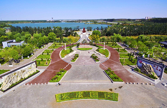 2010年 玫瑰湖濕地瑪鋼公園 15000萬元